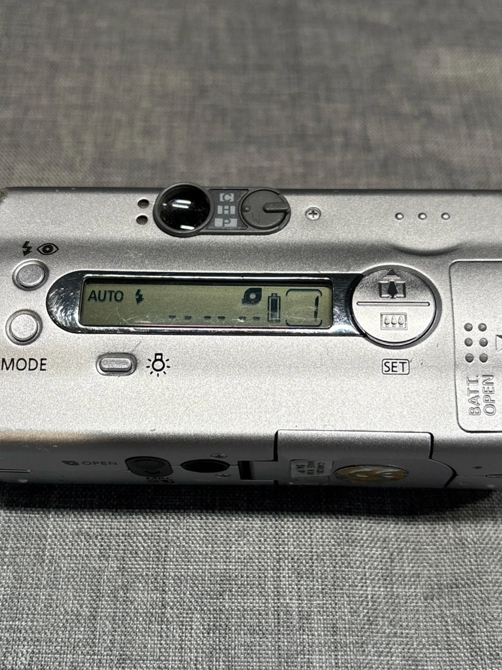 Canon ELPH Z3 Compact Point Shoot APS Camera W/FILM- TESTED